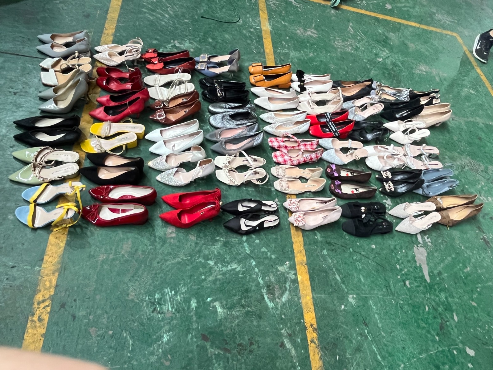 1 Baled Used Heels